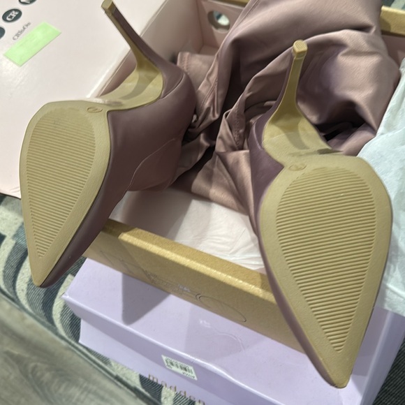 High knee boots - Picture 4 of 4